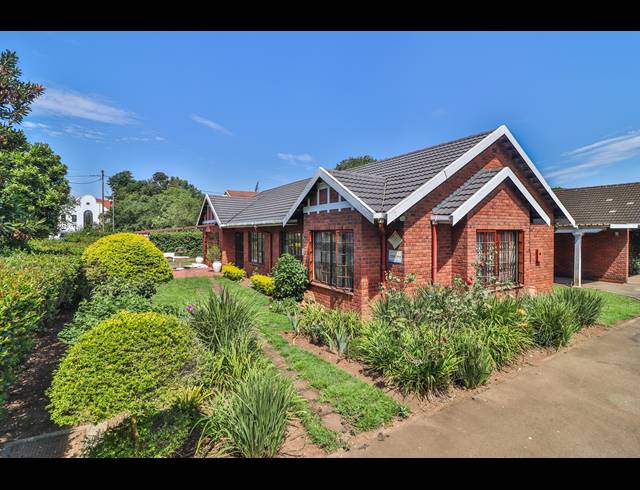 3 BEDROOM SIMPLEX TO LET IN SCOTTSVILLE